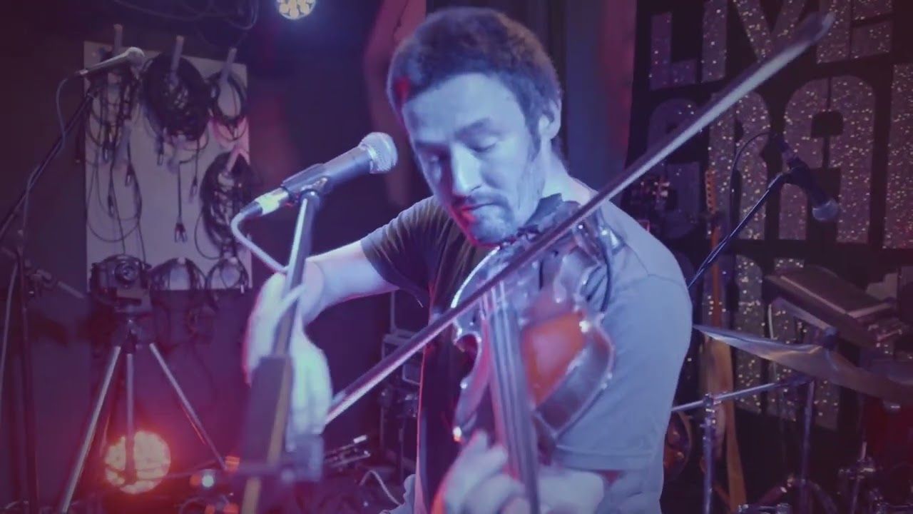 MIKE DENNIS performing live