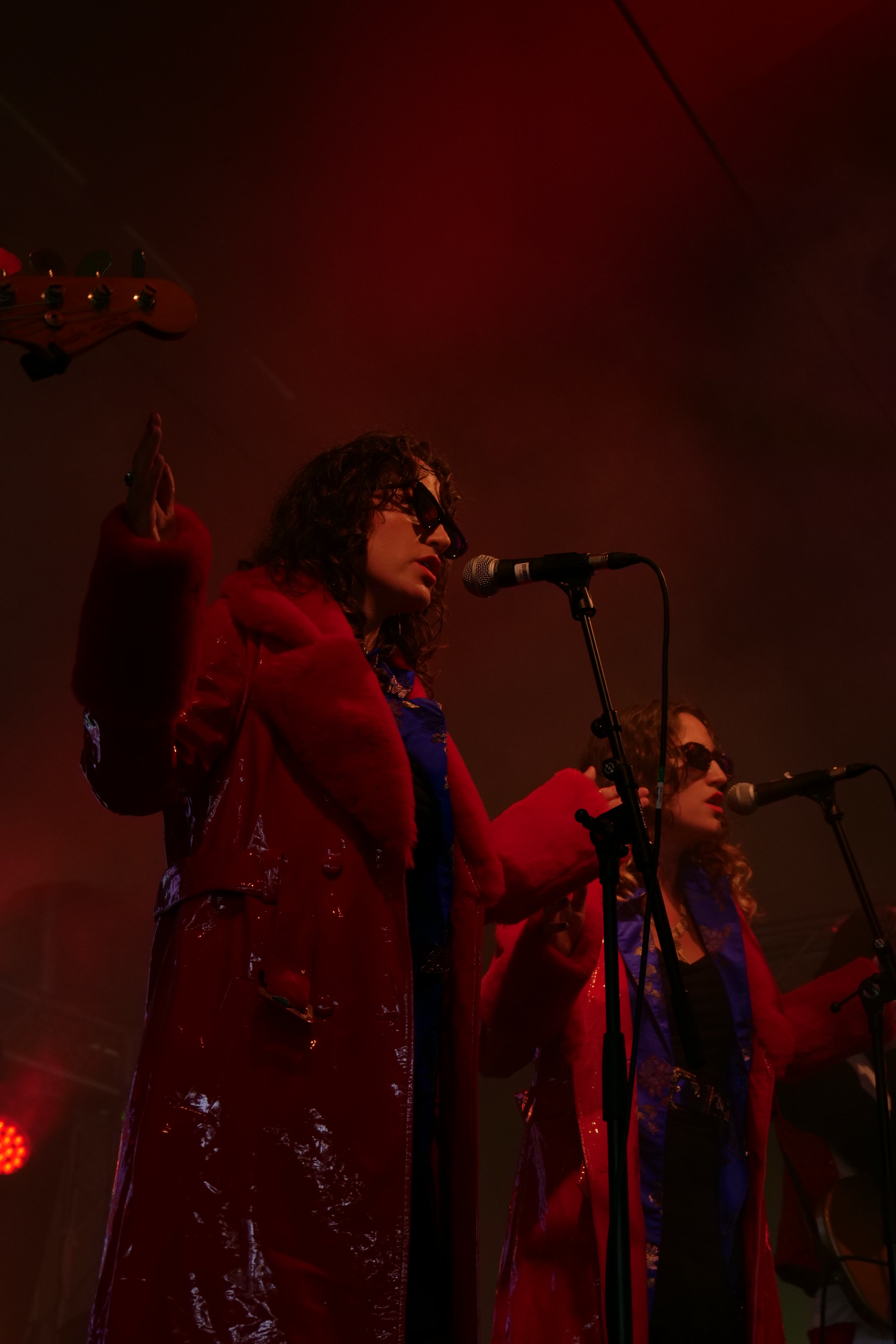 Conn3ct — Mādły + Aziza Jaye + Amy True